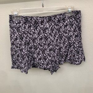 Nortdstrom BP floral flowy shorts